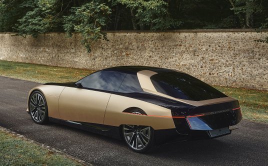 Koncepcyjny DS SM Tribute