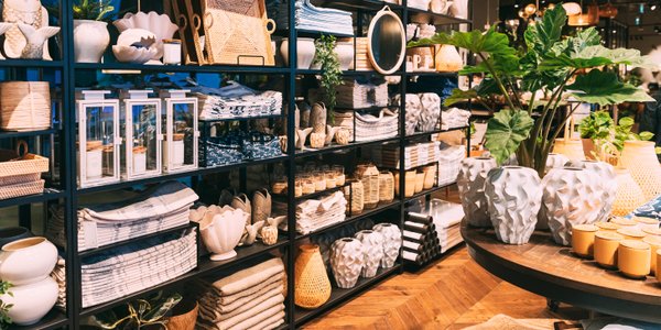 Duży konkurent IKEA wchodzi do Polski. Sprzedaż ruszy 30 marca