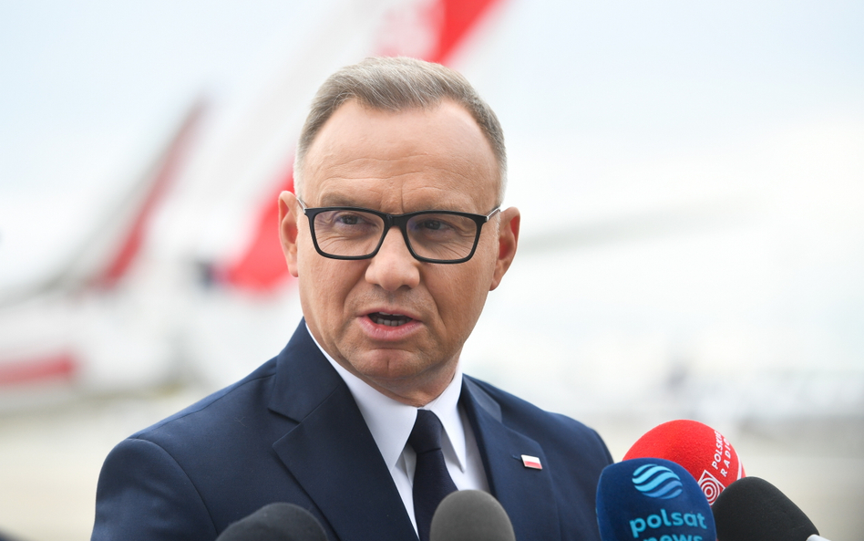 Prezydent jedynie stwierdza przejście sędziego NSA w stan spoczynku