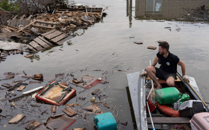 Na zachodnim brzegu Dniepru, na terenach dotkniętych powodzią, mieszka 16 tys. osób