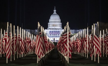 Stany Zjednoczone były „niezastąpionym państwem” dla stabilności politycznej, militarnej i gospodarc