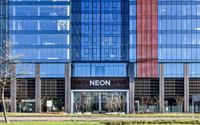 Neon w nowych rękach. Cena: ponad 80 mln euro