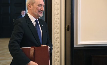 Szef MON Antoni Macierewicz