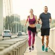 Polacy i sport: najchętniej biegamy i jeździmy na rowerze