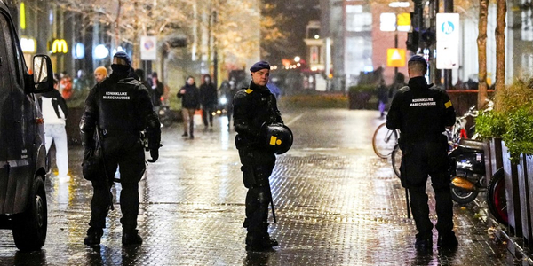 Holandia wprowadza nocny lockdown