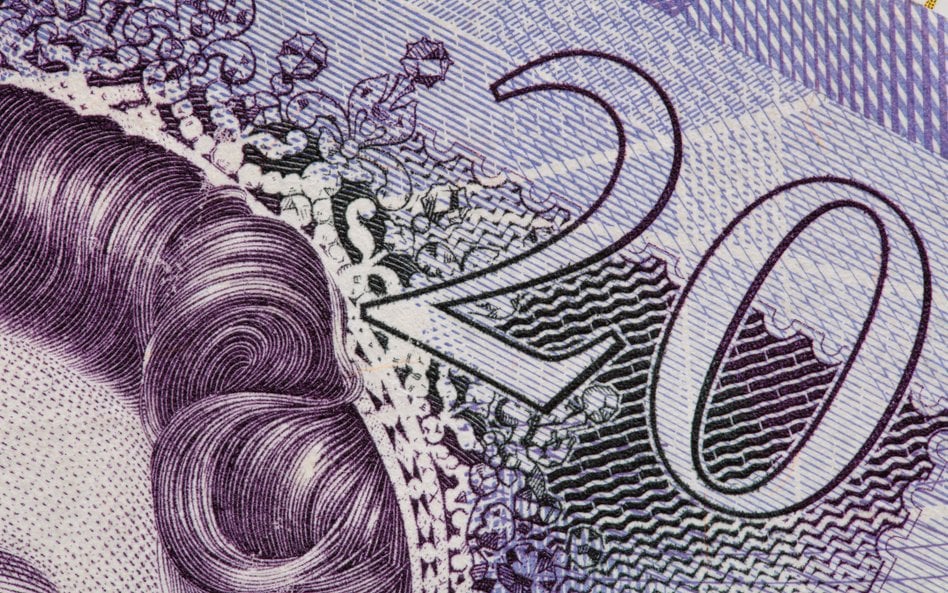 GBP ostro w dół - przed nami dymisja Starmera?