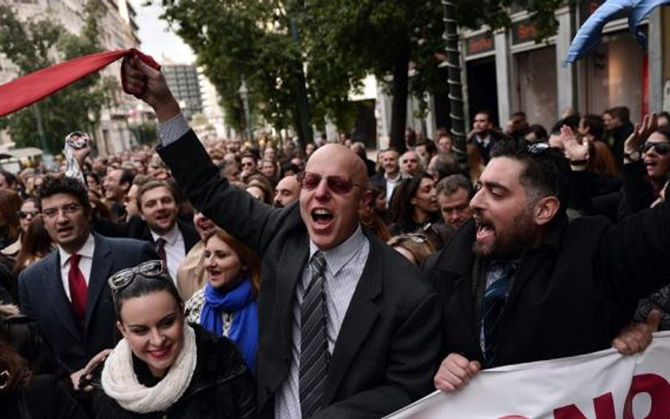 Grecy przywykli przez ostatnie lata do strajków i demonstracji. Na zdjęciu protest prawników w Atena