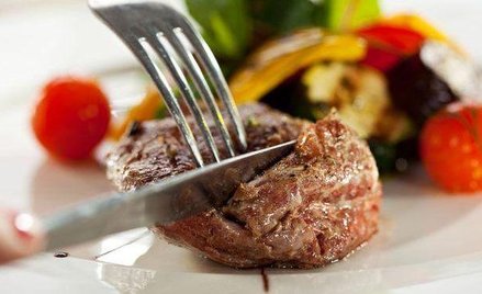 Obiad z restauracji przez telefon lub komputer