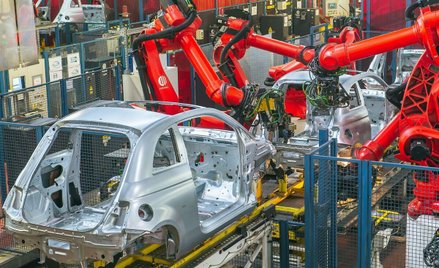 Główny do niedawna atut polskiego przemysłu motoryzacyjnego – konkurencyjne koszty pracy – traci na 