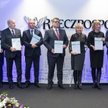 Dyrektorzy dziesięciu najlepszych szpitali w Polsce odebrali wyróżnienia z rąk Haliny Kutaj-Wąsikows