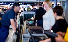 Publikowanie w internecie materiałów z wrażliwych stref portu lotniczego narusza przepisy o bezpiecz