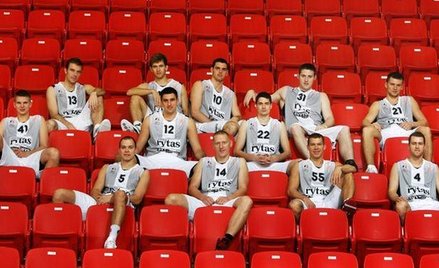 Koszykarze Lietuvos rytas Vilnius, sponsorowanego przez Orlen