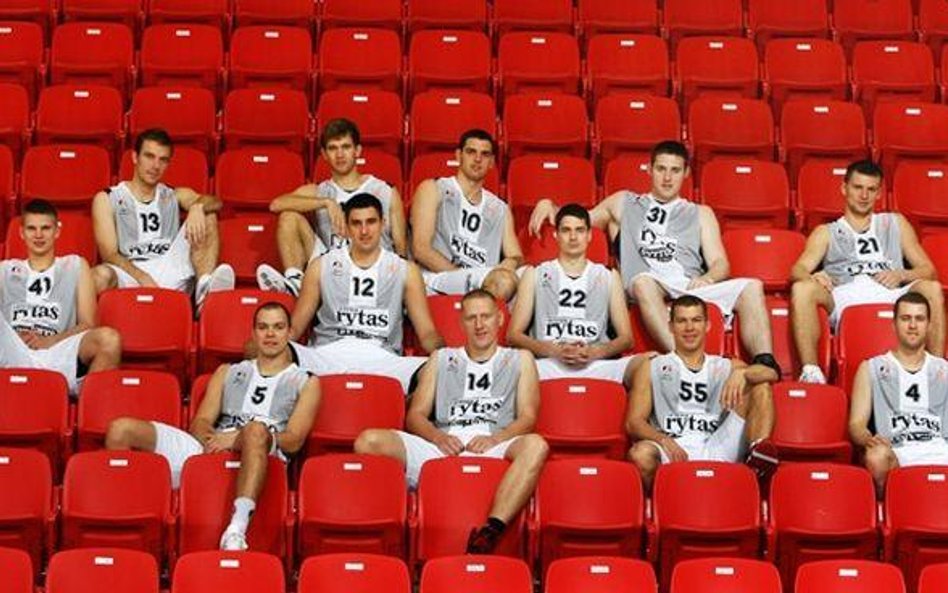 Koszykarze Lietuvos rytas Vilnius, sponsorowanego przez Orlen