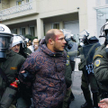 Grecy ostro protestowali przeciwko programowi cięć wydatków z kasy państwa i reformom Fot. bloomberg