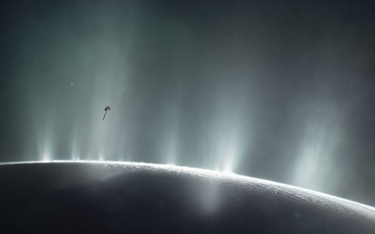 NASA: Na jednym z księżyców Saturna są warunki pozwalające na pojawienie się życia