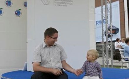 Jak podarować firmę dziecku i nie zapłacić podatku