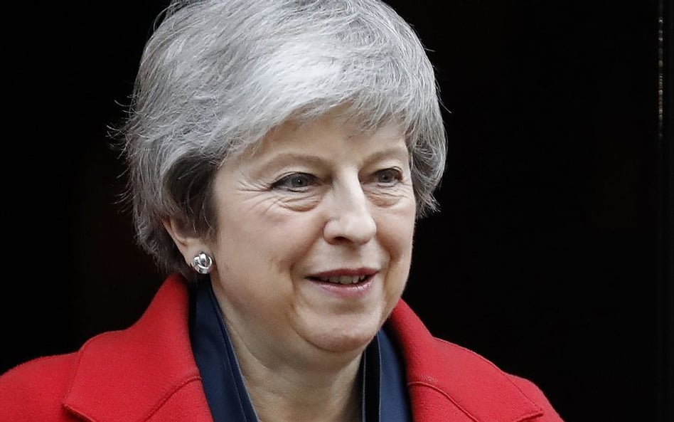 May zapowiada możliwość głosowania ws. opóźnienia brexitu