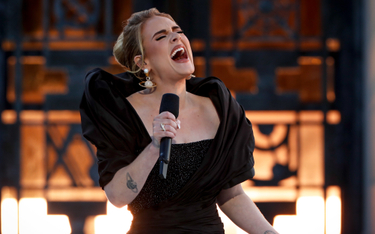 Adele sprzedała w miesiąc ponad  3 mln egz. oczekiwanej   płyty „30”