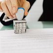 Wydania świadectwa pracy nie można uzależniać od rozliczenia się z pracodawcą.