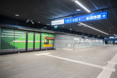 Przejście z peronów Dworca Zachodniego na przystanek zajmie tylko chwilę. Projektowane połączenie je