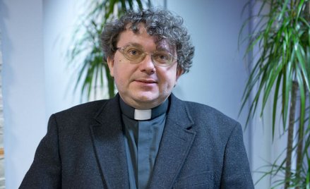 Jezuita o. Rafał Sztejka Redakcją Katolicką w TVP kierował przez siedem lat. Przedstawiciele jego za
