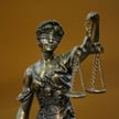 Apel ośmiu byłych sędziów Trybunału Konstytucyjnego i Sądu Najwyższego do Izby Pracy SN