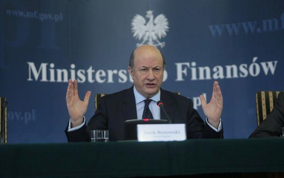 Minister finansów niekonsekwentny w planowaniu budżetu