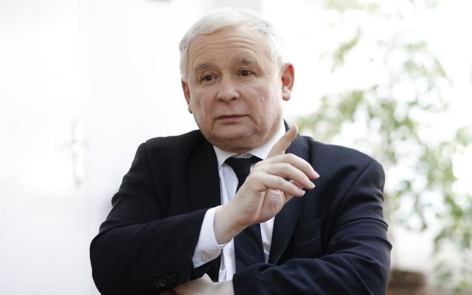 Sondaż: Poparcie dla PiS rośnie