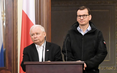 Jarosław Kaczyński i Mateusz Morawiecki podczas wizyty w Kijowie