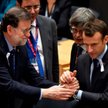 Osamotnieni zwolennicy dwóch prędkości premier Hiszpanii Mariano Rajoy i prezydent Francji Emmanuel 
