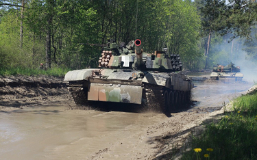 Huta Stalowa Wola naprawi silniki wysokoprężne S-12U stanowiące napęd czołgów PT-91 Twardy.