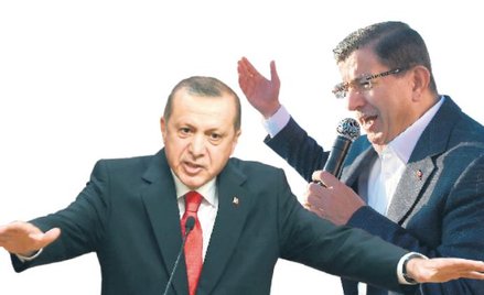 Recep Tayyip Erdogan, prezydent Turcji (z lewej), ma w ekipie obecnej władzy decydujące słowo, mimo 