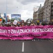 Legalizacja związków partnerskich to od wielu lat główne hasło parad równości (na zdjęciu impreza w 