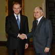 Donald Tusk - 19 proc. i Lech Kaczyński - 4 proc. - takie nadzieje na przyszłość wiążą z nimi Polacy