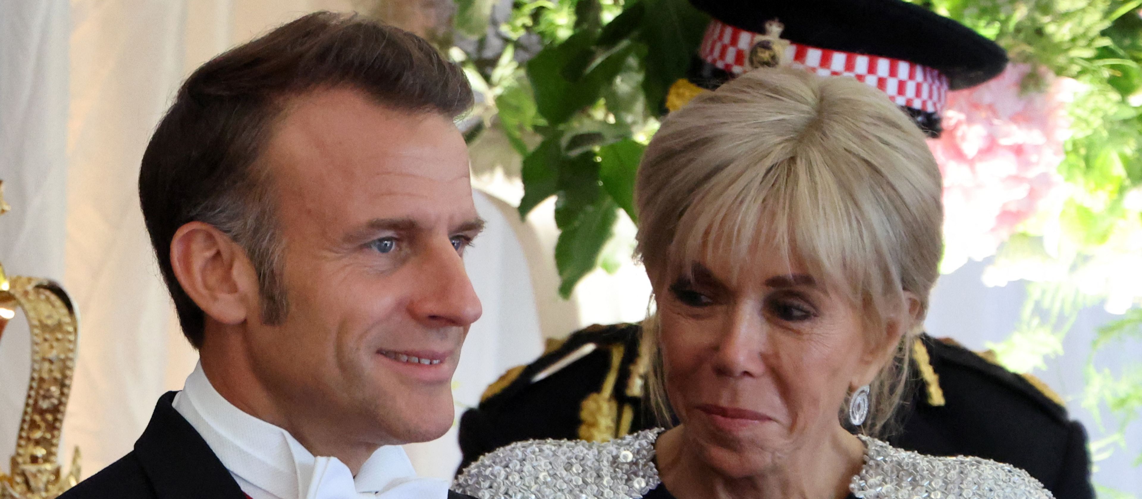 Emmanuel Macron przedstawi sądowi dowody, iż jego żona jest kobietą