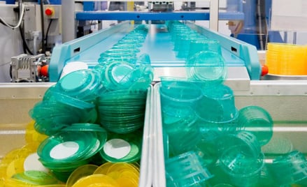 Groźba kaucji – i plastik zniknie