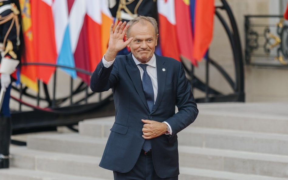 Na pytanie, czy możliwa jest wymiana premiera, gdyby poparcie dla KO dołowało oficjalnie nikt nie od