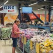 Fiński supermarket znajdujący się w pobliżu granicy Finlandii z Rosją, w którym często zakupy robią 