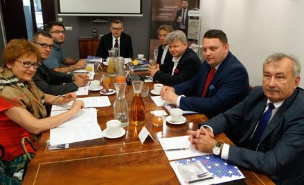 Uczestnicy dyskusji zgodnie wskazywali, że aby nasz kraj oparł swoją gospodarkę na wiedzy, potrzebne