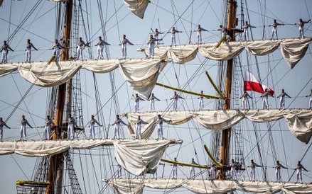 Do Szczecina płynie 55 żaglowców i jachtów z 18 krajów