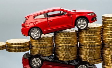 W którym kraju Europy pracuje się najkrócej na nowy samochód?