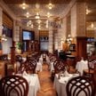 Wnętrze praskiej restauracji Cafe Imperial, która zajęła pierwsze miejsce w zestawieniu serwisu Tast