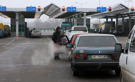 Kolejki na wschodniej granicy. Ukraińcy wracają do domów na Wielkanoc