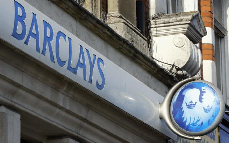 Barclays, dzięki zatrudnieniu nowych osób oraz przejęciu części amerykańskich aktywów Lehman Brother