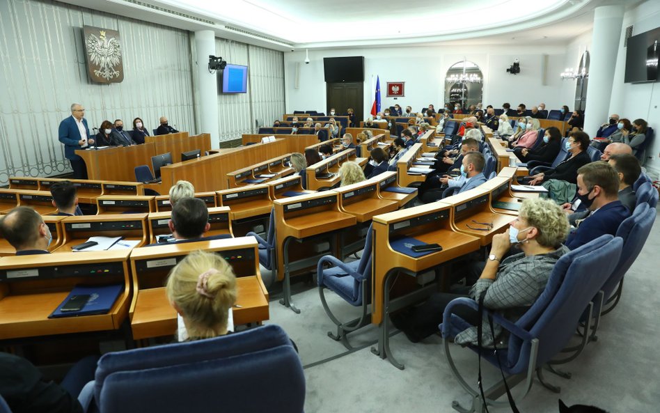 Ogólnopolski Kongres Praw Zwierząt w Senacie w Warszawie