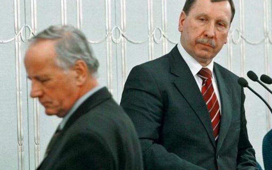 Jak partie zdobywały pieniądze