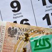 W jakich terminach ZUS wypłaci emerytury w sierpniu? Niektórych seniorów czekają zmiany