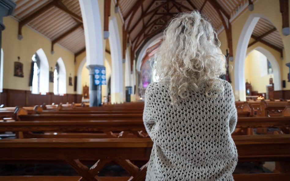 TSUE rozstrzygnął, czy Caritas mogła zwolnić pracownicę z powodu odejścia z Kościoła