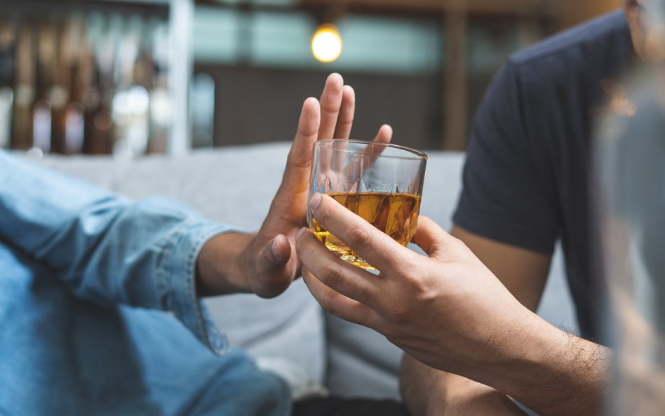 Próby wprowadzenia nocnego zakazu sprzedaży alkoholu w sklepach i na stacjach benzynowych na terenie