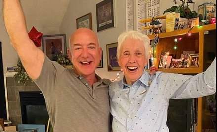 Wally Funk i Jeff Bezos